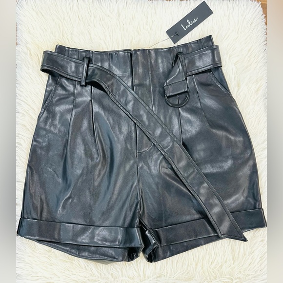 Lulus Black Vegan Leather Paperbag Waist Shorts – Brand New w/ Tag, Size S - Picture 2 of 11
